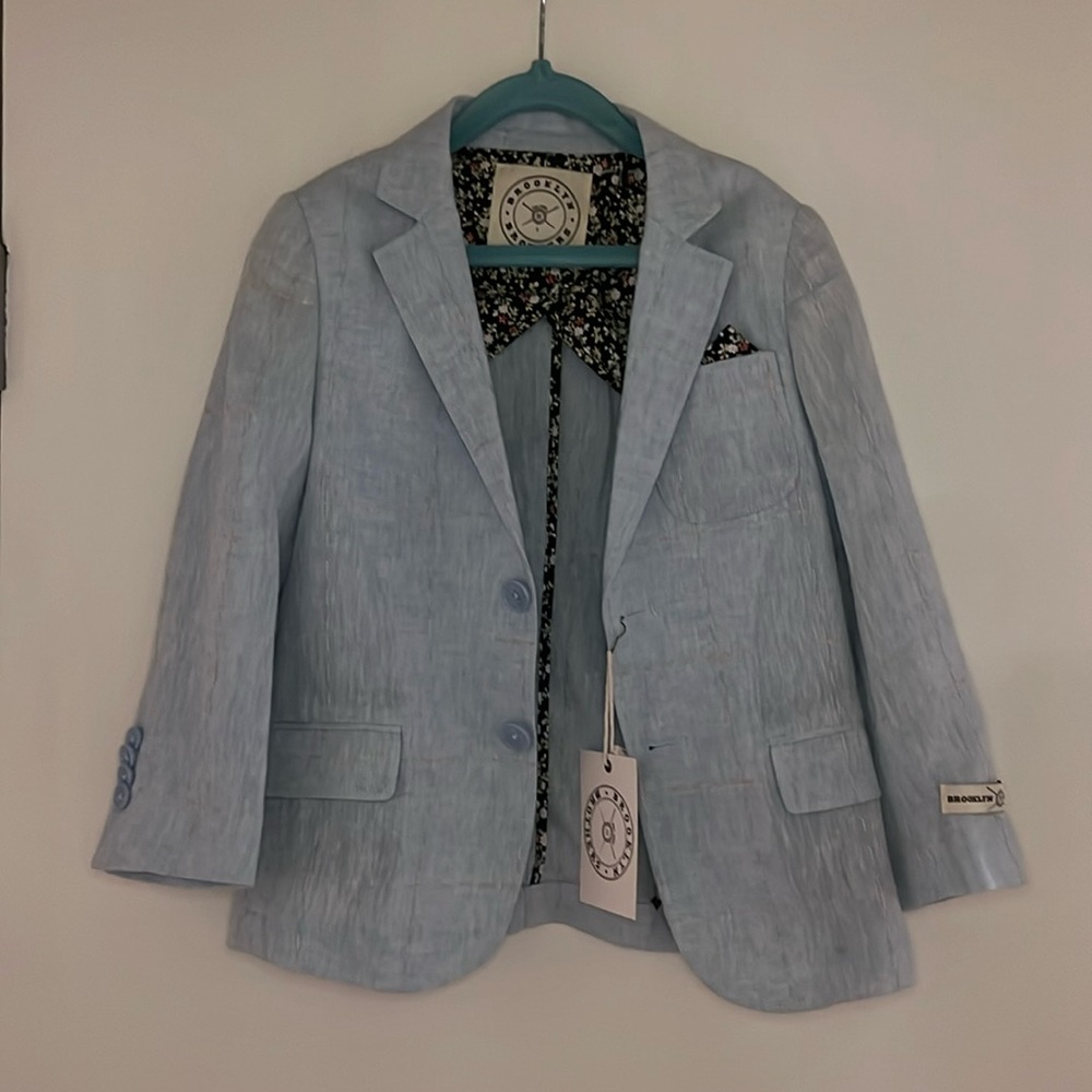 Perfect for Easter, never worn! Boy’s light blue window pane linen/cotton blazer